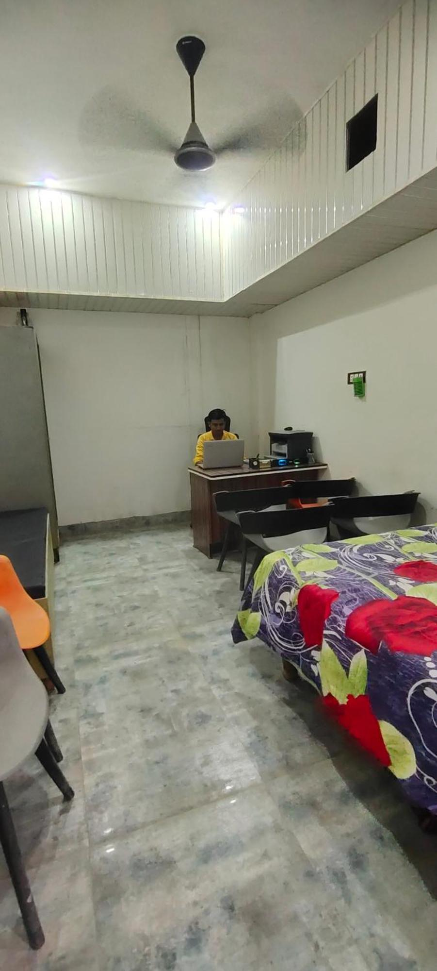 Hotel Swastik Residency Fatehpur  Exterior photo